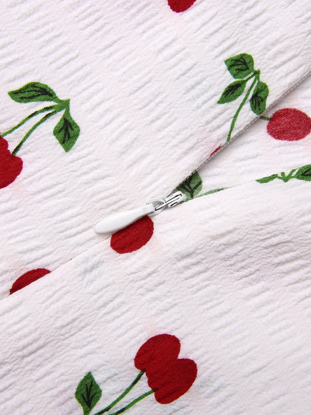 White 1950s Cherry Bow Sweetheart Neck Dress 9 White 1950s Cherry Bow Sweetheart Neck Dress - Image 7