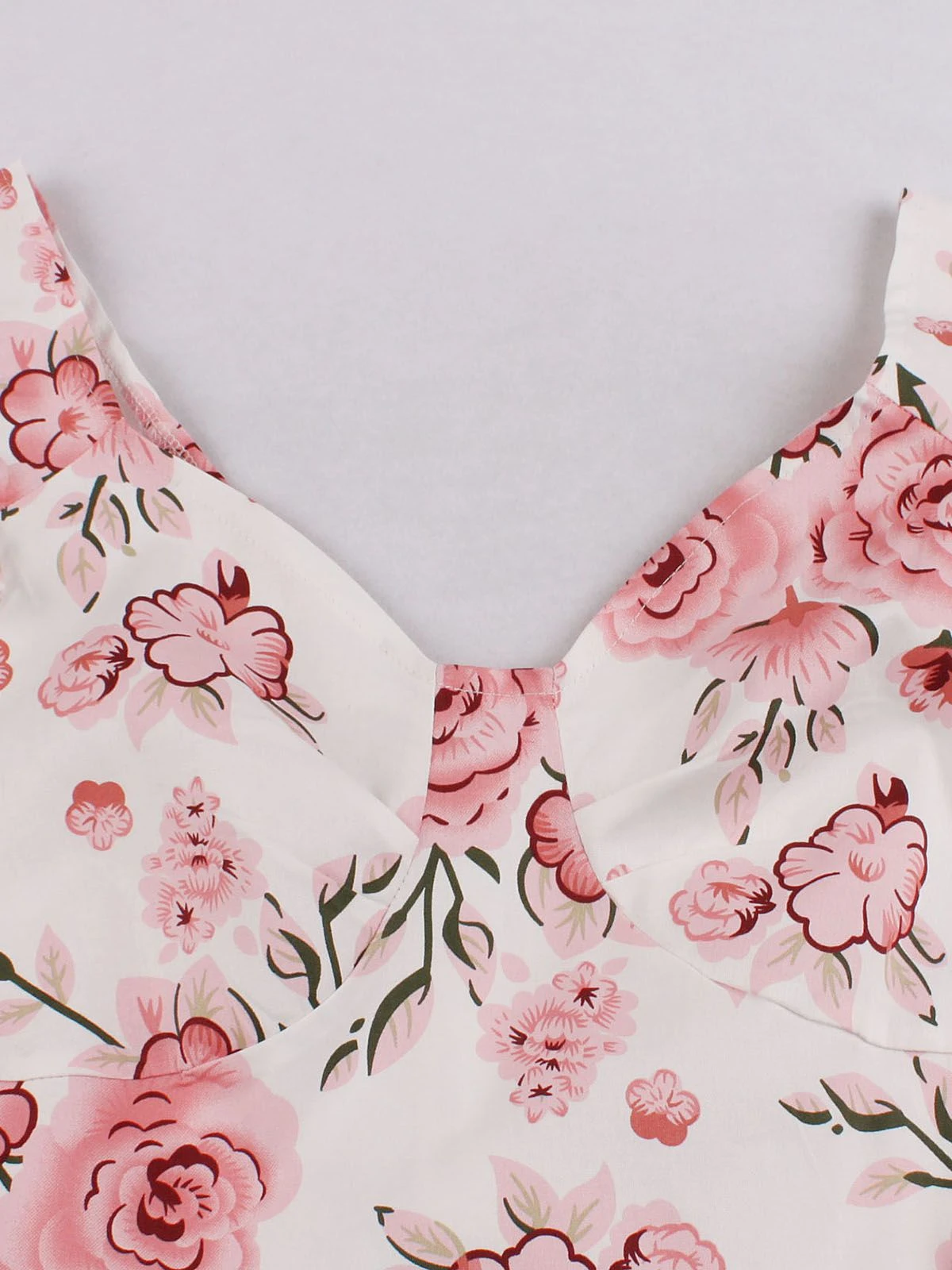 1950s Floral Flare Sleeve Swing Dress 18 1950s Floral Flare Sleeve Swing Dress - Image 16